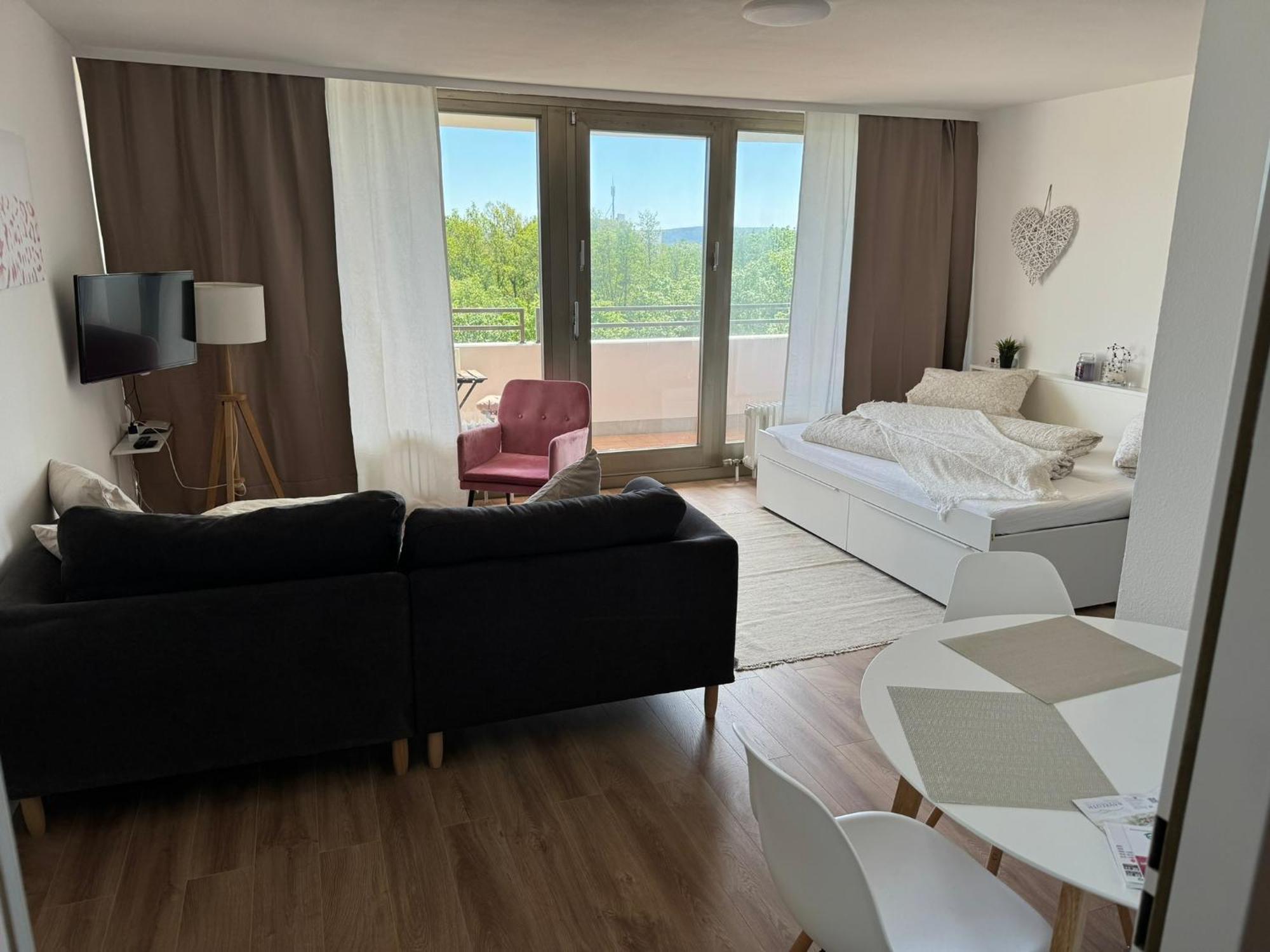 1 Zimmer Wohnung Mit Balkon Und Kueche Bayreuth Zewnętrze zdjęcie